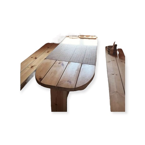 Une table plus longue et deux bancs